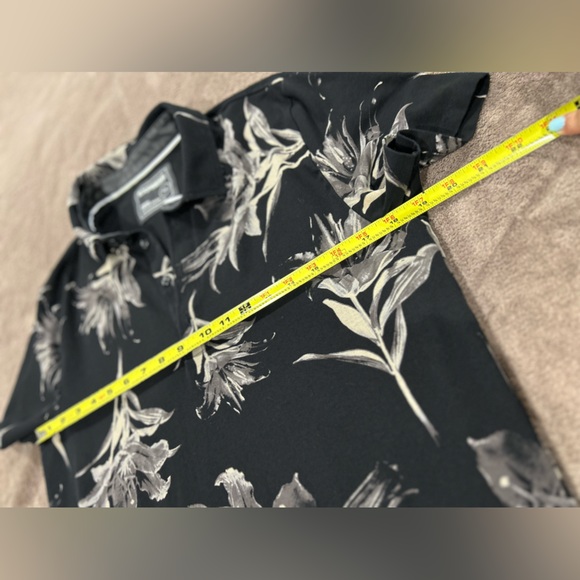 Men’s Medium Express Stretch Moisture Wicking Shirt in Floral - Picture 7 of 7